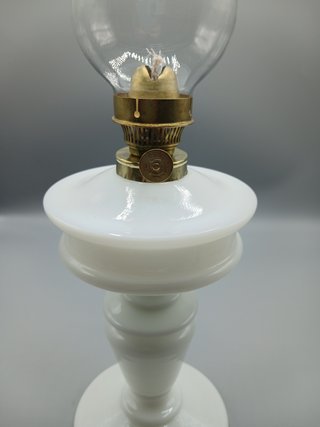 Lampada a petrolio Art Decò