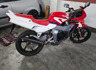 Honda NSR125 Roja y Blanca