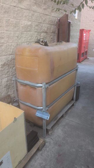 Depósito de 1000L Homologado con Refuerzo Metálico