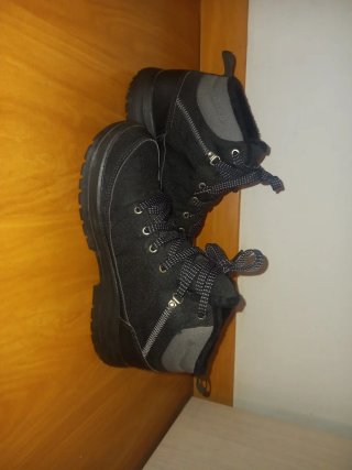 Botas montaña impermeables Quechua negras talla 41
