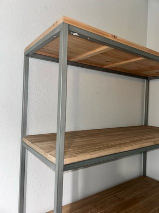 Estantería madera y metal