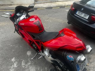Ducati 848 Roja