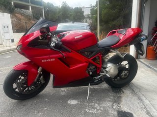 Ducati 848 Roja