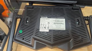 Tenda AC10 - AC1200 Router WiFi