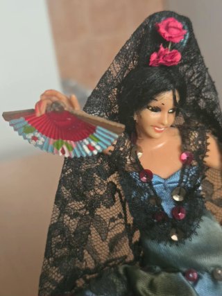 Muñeca Española Aviá-Carbó Irrompible con chapa