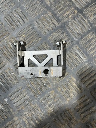 Soporte cubre cárter KTM exc original