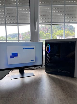 PC Gaming + Monitor BenQ 60Hz
