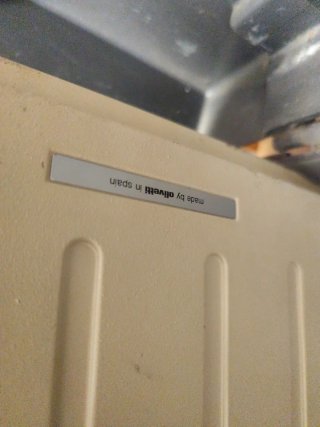 Máquina de escribir Olivetti Lettera 35 + maletín