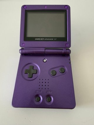 Nintendo Game Boy Advance SP + Juego + cargador