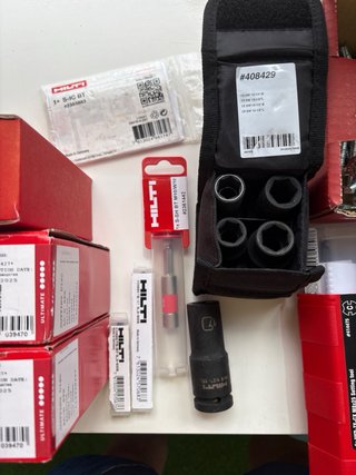 Lote HILTI Accesorios y Consumibles