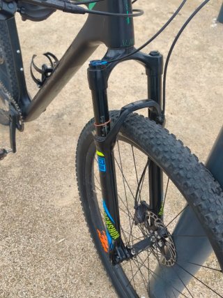 Bicicleta de Montaña Carbono