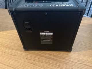 Amplificador Line 6 Spider V 20 MkII