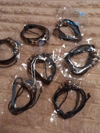 Pulseras Artesanales Cuero y Metal