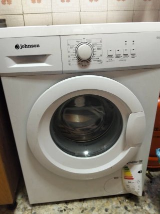 Lavadora Johnson 5kg buen estado
