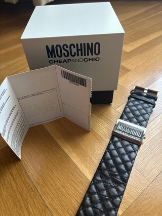 Reloj Moschino Cheap and Chic MW0013 - FULL SET