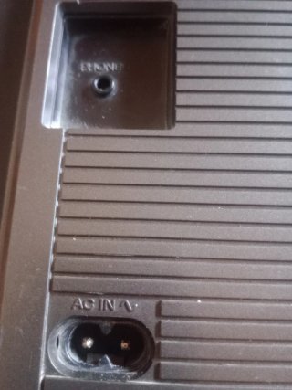 Radio cassette portátil vintage o boombox RX-4933L