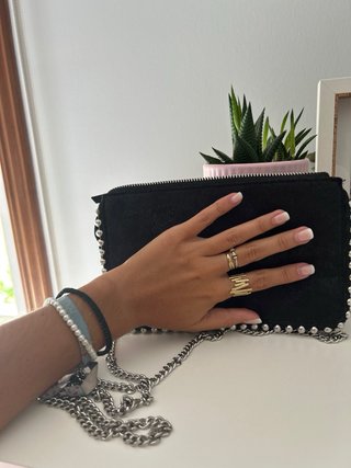 Bolso Negro Zara Tachuelas Cadena Plata