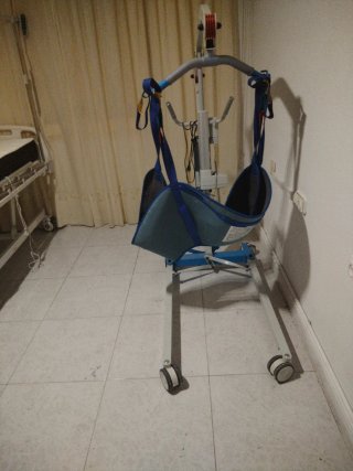 GRUA HOSPITALARIA