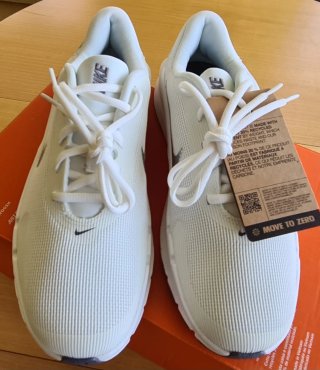 Talla 42 Nike Flex Train  Beige/Blanco