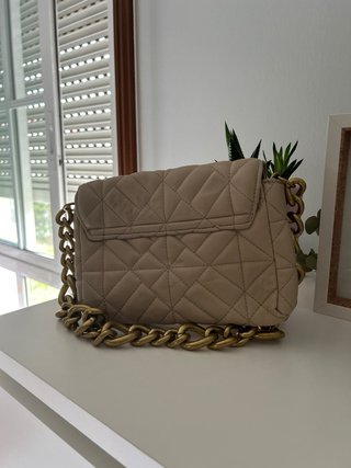Bolso Zara Beige Acolchado Cadena Dorada