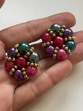 Pendientes vintage perlas rosas, verdes y moradas