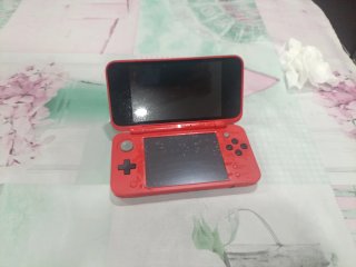 Nintendo 3DS XL Edizione Pokeball