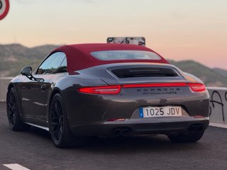 Porsche 911 4 GTS carrera