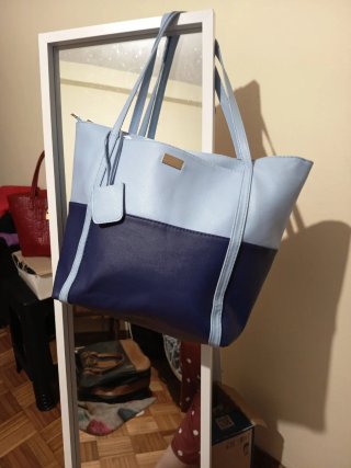 Bolso elegante azul y morado
