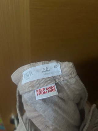 Peto de bebé de pana