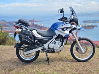BMW F650GS Dakar Azul y Blanca