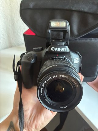 Canon EOS 4000D
