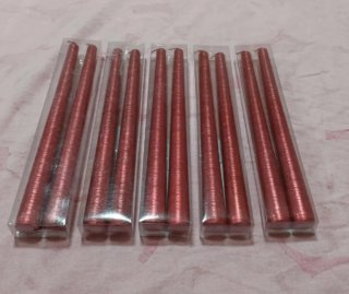 Candele coniche rosse