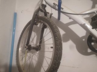 Bicicleta BTWin 8-12 años.