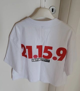T-shirt bianca con stampa 21.15.9