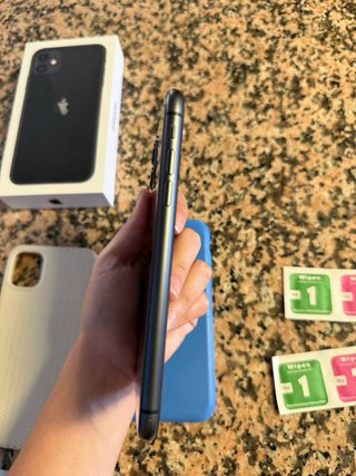 !PHONE 11 128 GB NEGRO