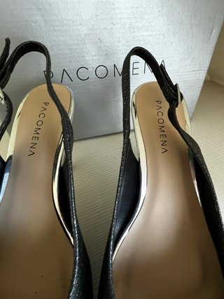 Zapatos de tacón Paco Mena negros y plateados