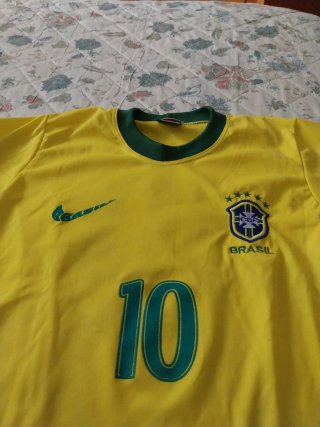 Equip8ación Brasil Infantil Talla S De 2 a 4 años.