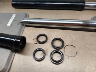 Barras suspensión Aprilia RS 125 Chester