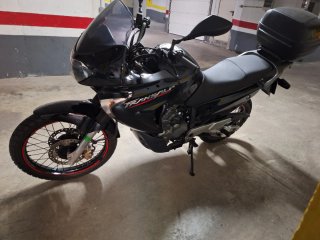 Honda Transalp Negra