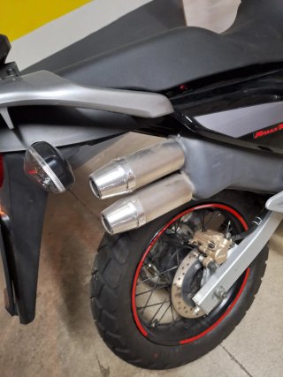 Honda Transalp Negra