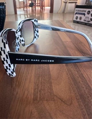 Occhiali da sole Marc Jacobs neri e grigi