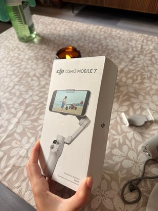 DJI Osmo Mobile 7 Gimbal Estabilizador Móvil
