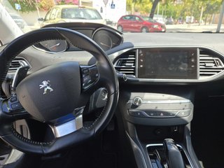 Peugeot 308 1.2 PureTech 130cv (2018) – 65.000 km