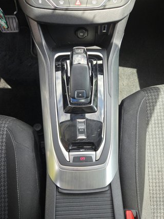 Peugeot 308 1.2 PureTech 130cv (2018) – 65.000 km