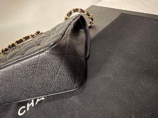 Borsa Chanel Classica Nera con Catena Dorata
