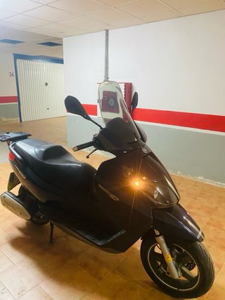 Piaggio X7 250cc Scooter