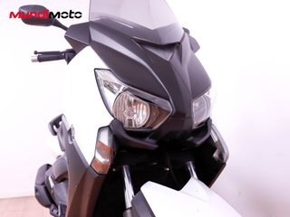 YAMAHA X-MAX 400 ABS