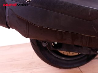 YAMAHA X-MAX 400 ABS