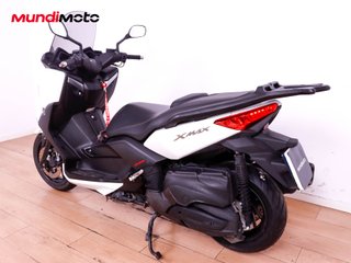 YAMAHA X-MAX 400 ABS