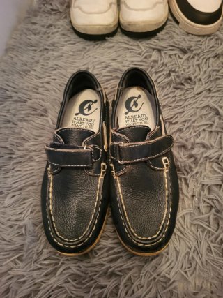 Lote Zapatillas Niños Talla 31